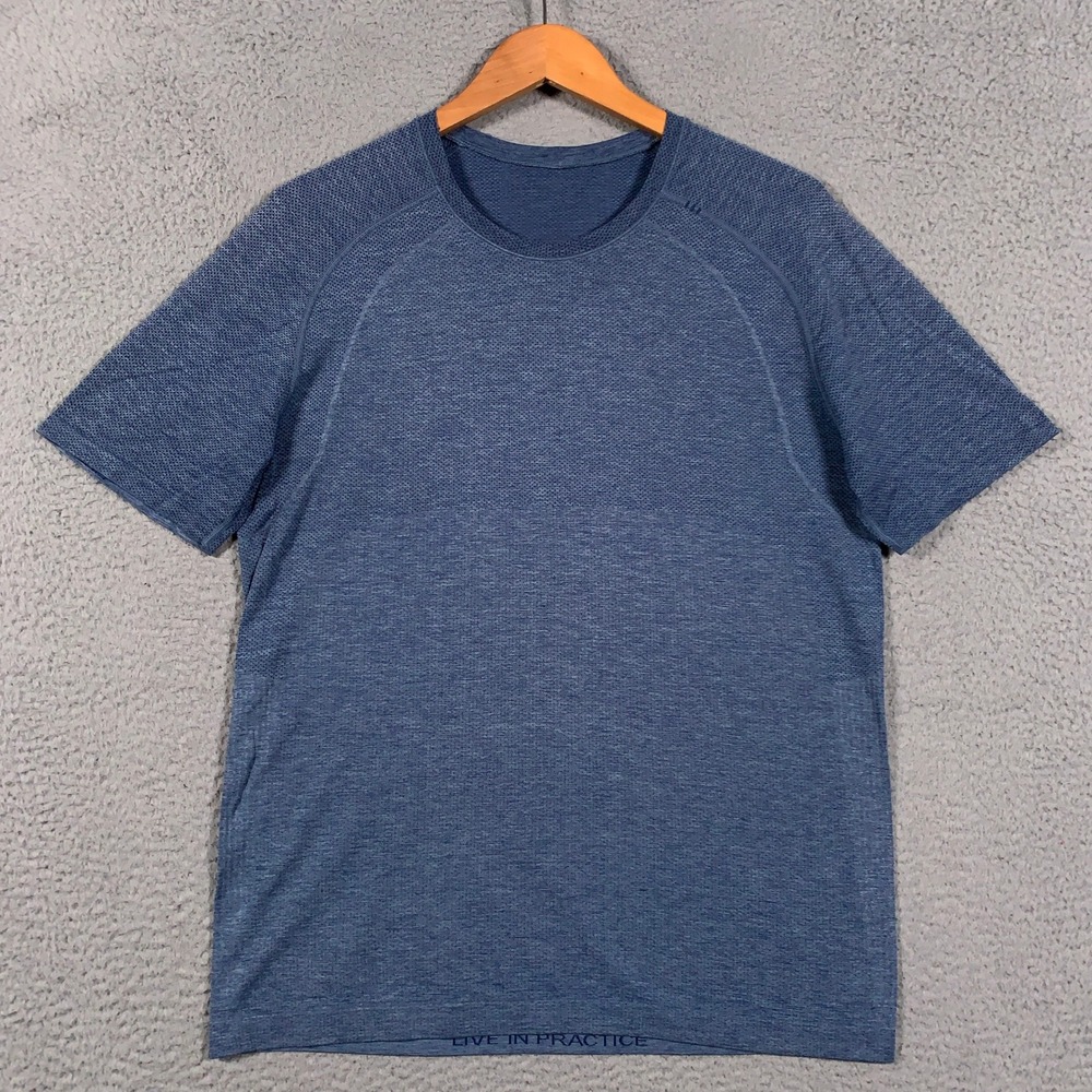Lululemon Metal Vent Tech T-Shirt Men's Medium M Blue Short Sleeve Performance